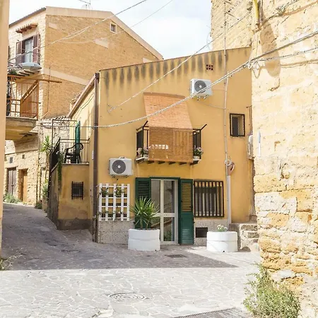 A Vanedda Di Girgenti Apartment *